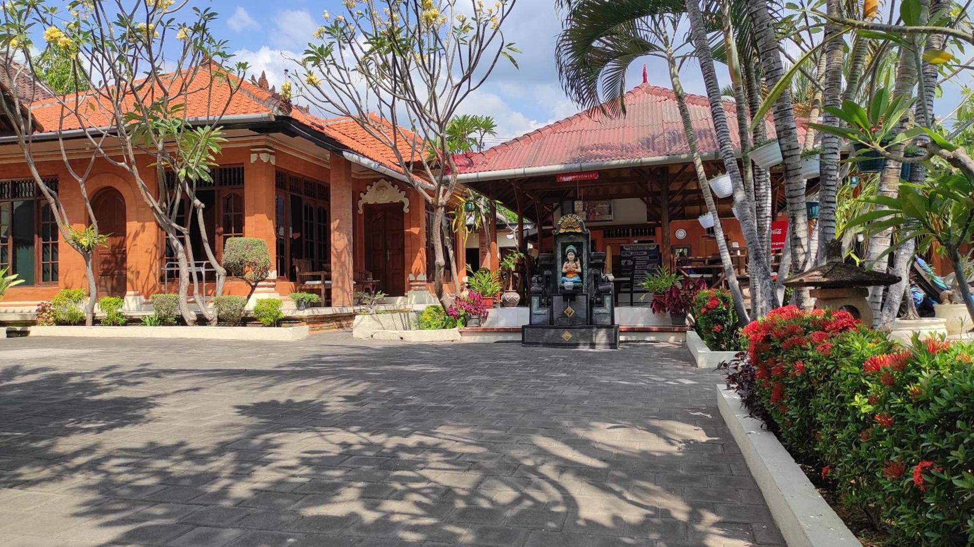 Keyani Bungalows Lovina Exterior photo
